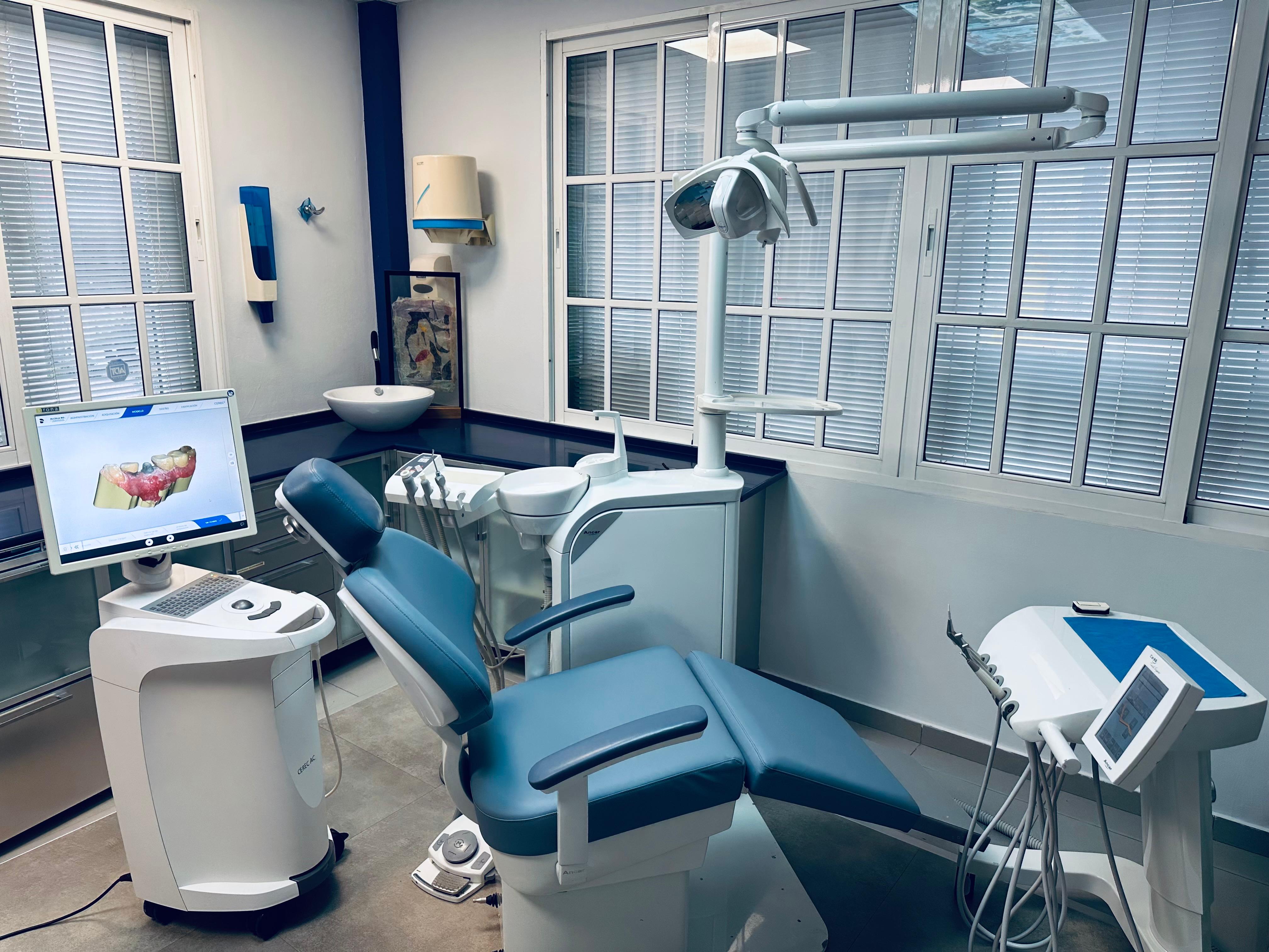 Gabinete Dental Azul